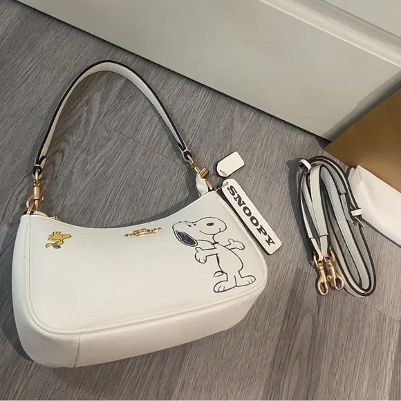 💋Coach X Peanuts Teri Shoulder Bag With Snoopy - Picture 4 of 9